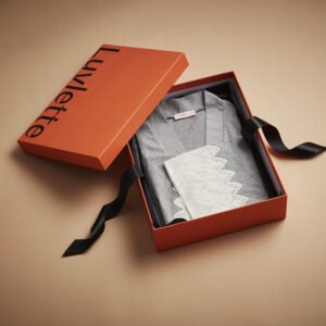 LAVIETE clothing packaging box