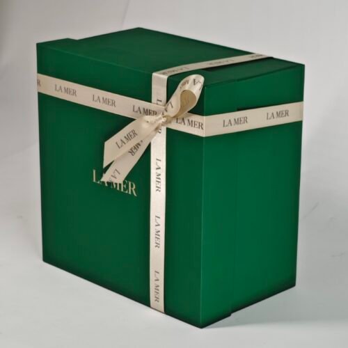 Read more about the article Custom Paper Boxes: Sustainable & Stylish Packaging Solutions