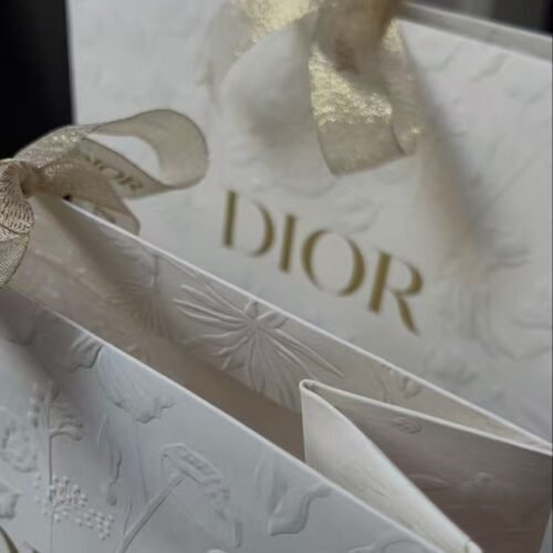 Read more about the article Sturdy & Stylish Packaging Eco-Friendly Paper Bags